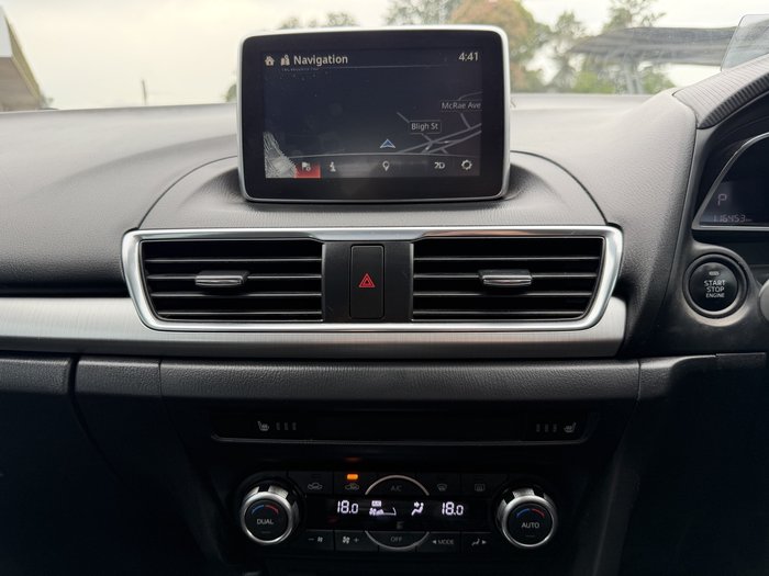 2014 Mazda 3 SP25 GT