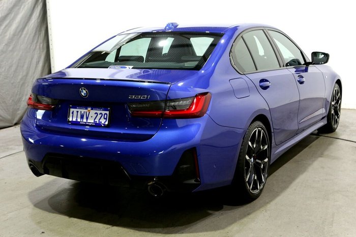 2025 BMW 3 Series 330i M Sport