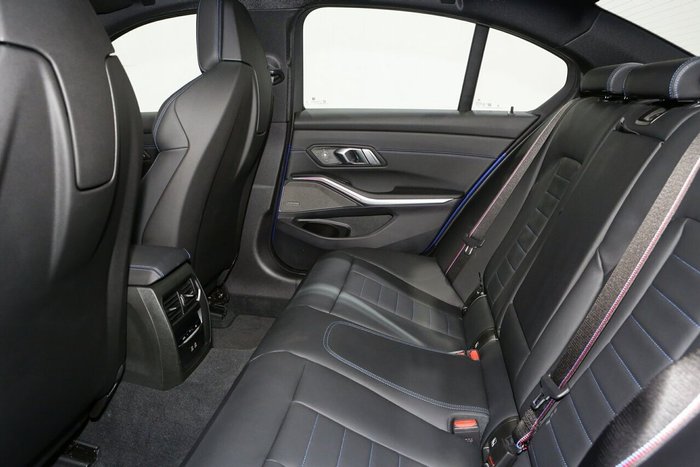 2025 BMW 3 Series 330i M Sport