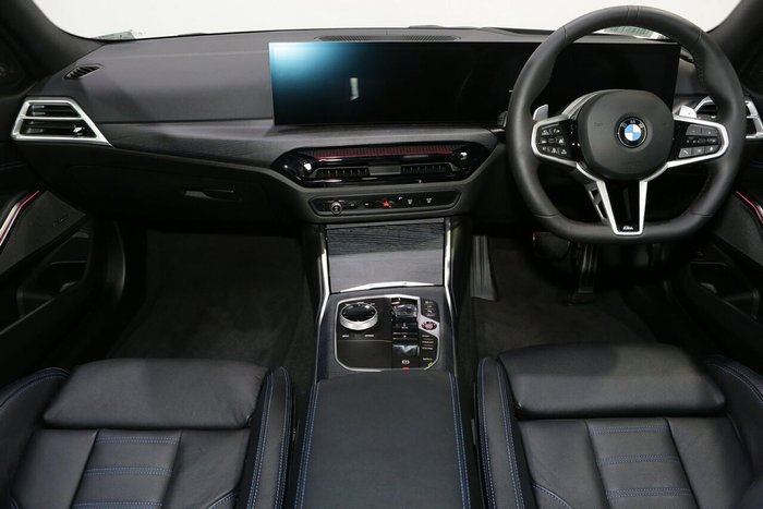 2025 BMW 3 Series 330i M Sport