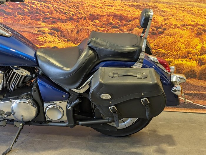 2010 Kawasaki Vulcan 900 Classic (VN900B) Vulcan Blue