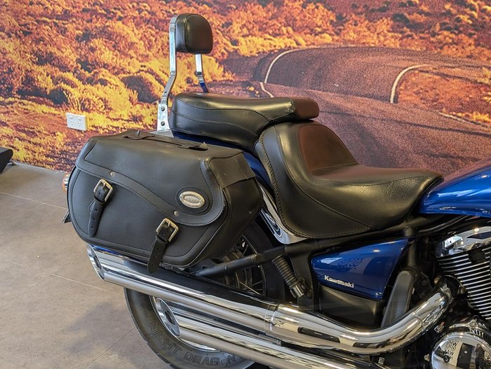 2010 Kawasaki Vulcan 900 Classic (VN900B) Vulcan Blue