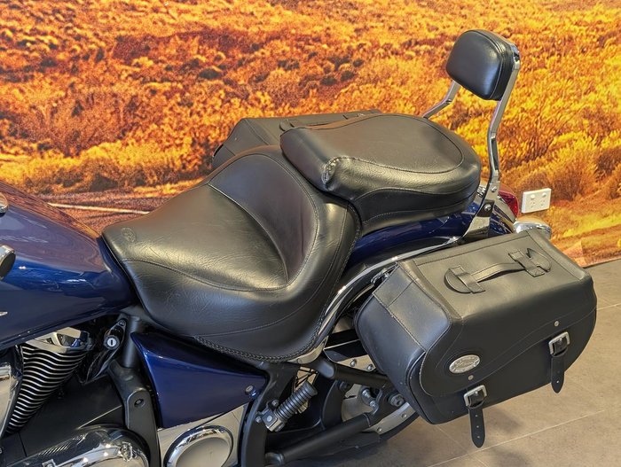 2010 Kawasaki Vulcan 900 Classic (VN900B) Vulcan Blue