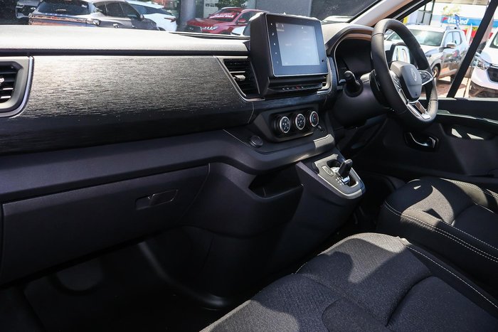 2026 Renault Trafic Premium