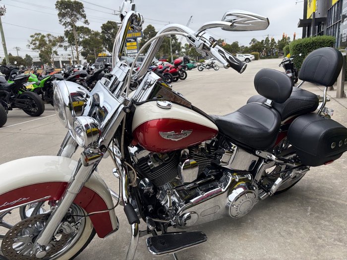 2011 HARLEY-DAVIDSON FLSTN SOFTAIL DELUXE RED/WHITE