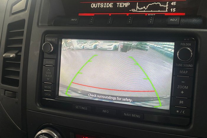 2014 Mitsubishi Pajero VR-X