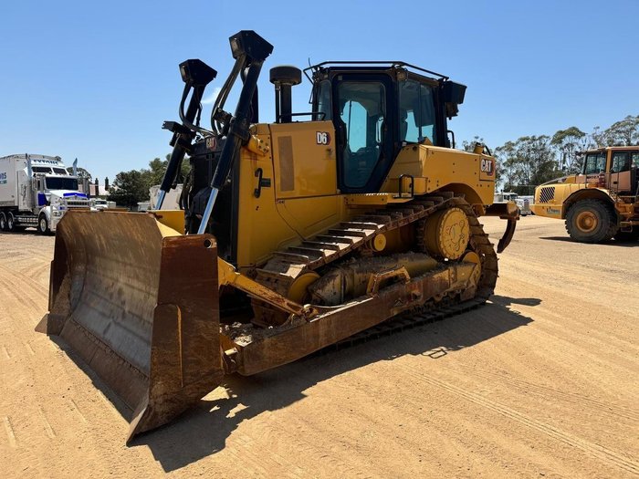 2020 Caterpillar D6