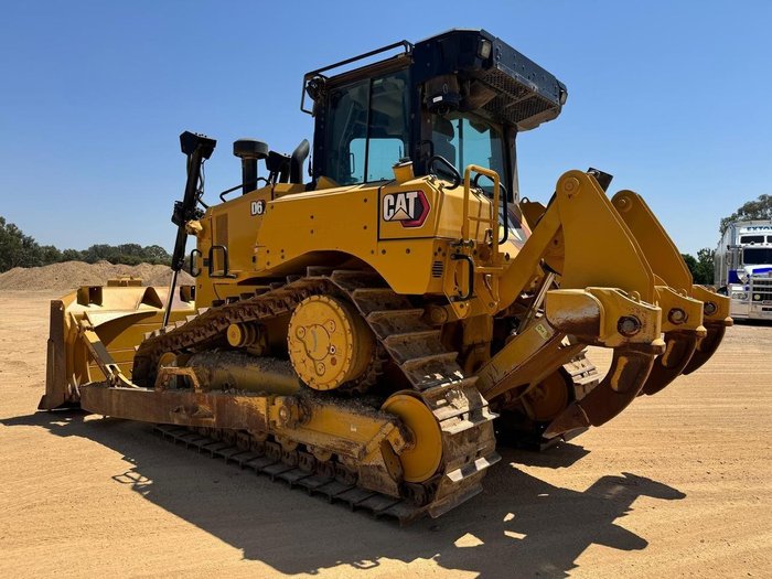 2020 Caterpillar D6