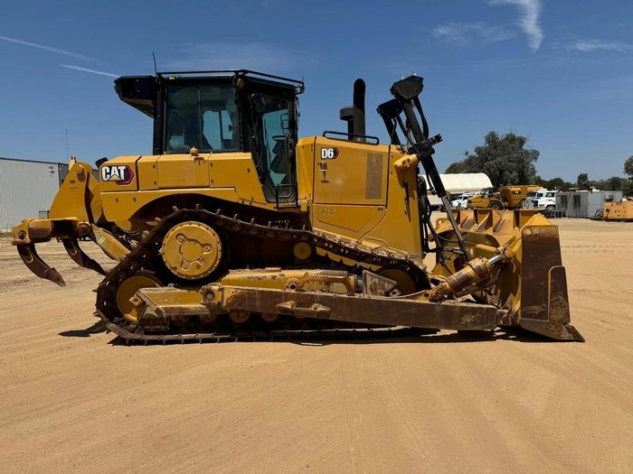 2020 Caterpillar D6