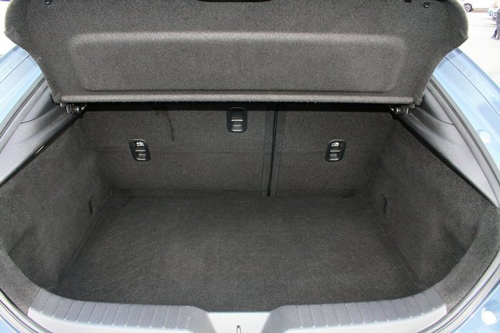 2023 Mazda 3 G25 Astina