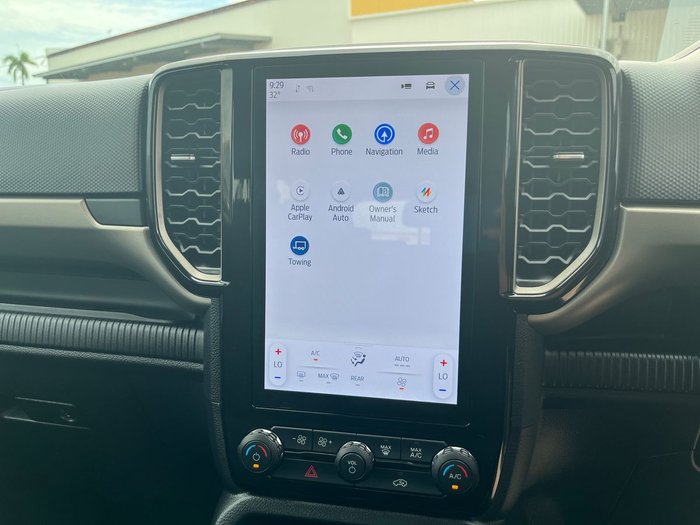 2023 Ford Everest Ambiente