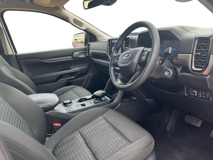 2023 Ford Everest Ambiente