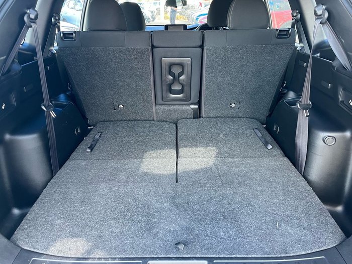 2023 Mitsubishi Outlander ES