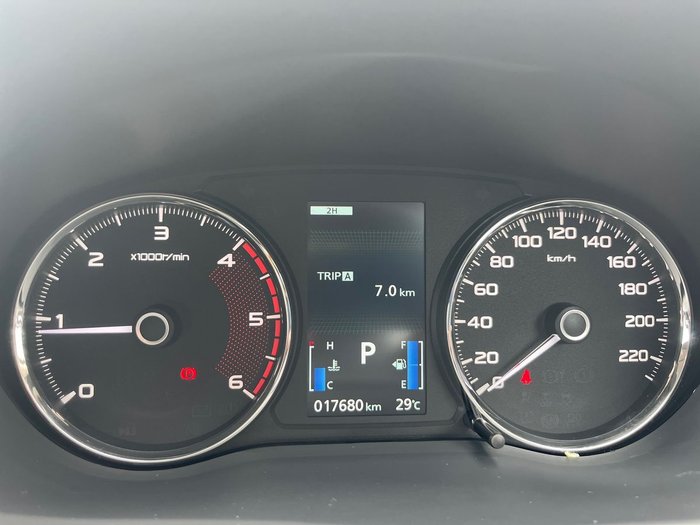 2024 Mitsubishi Pajero Sport GLX