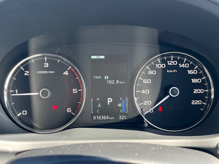 2024 Mitsubishi Pajero Sport GLX