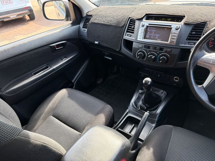 2014 Toyota HiLux SR