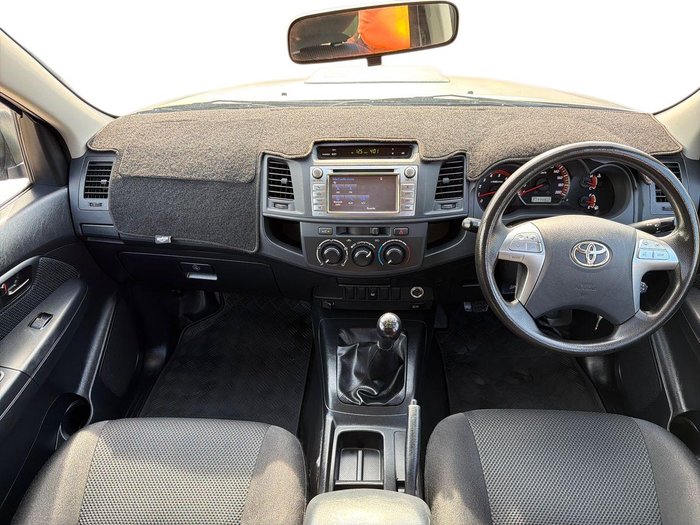 2014 Toyota HiLux SR