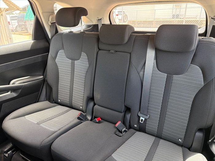 2022 Kia Sorento Sport