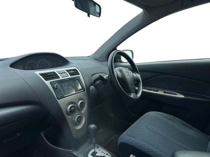 2014 Toyota Yaris YRS