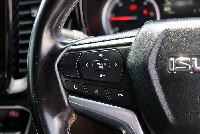 2021 Isuzu D-MAX X-TERRAIN MY21 4X4 Dual Range White