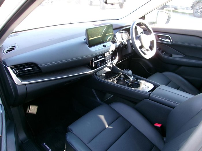 2024 Nissan X-TRAIL ST-L