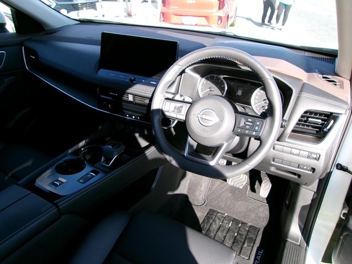 2024 Nissan X-TRAIL ST-L