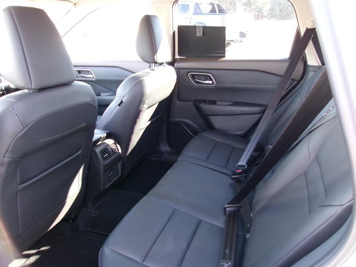 2024 Nissan X-TRAIL ST-L