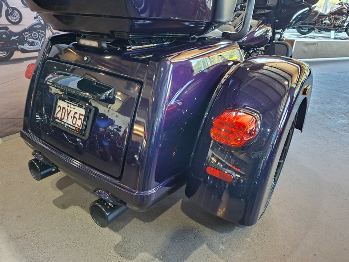 2025 HARLEY-DAVIDSON FLHTCUTG TRI GLIDE U/CLC 114