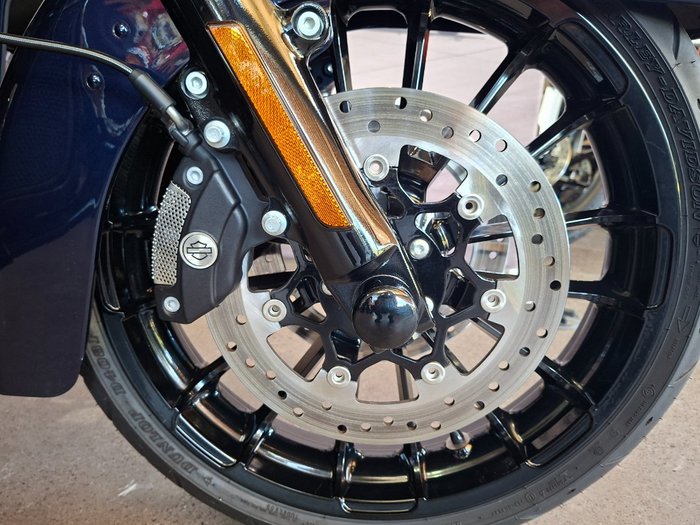 2025 HARLEY-DAVIDSON FLHTCUTG TRI GLIDE U/CLC 114