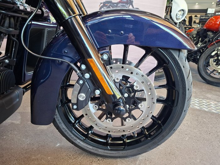 2025 HARLEY-DAVIDSON FLHTCUTG TRI GLIDE U/CLC 114