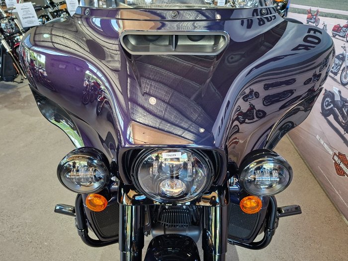 2025 HARLEY-DAVIDSON FLHTCUTG TRI GLIDE U/CLC 114