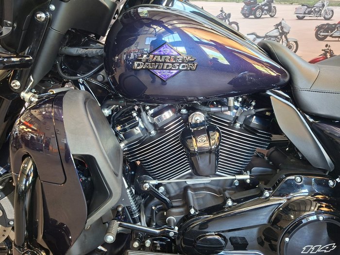 2025 HARLEY-DAVIDSON FLHTCUTG TRI GLIDE U/CLC 114