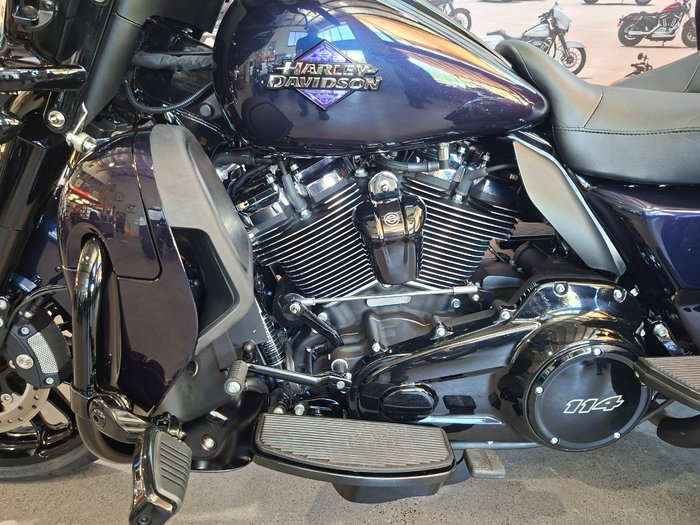 2025 HARLEY-DAVIDSON FLHTCUTG TRI GLIDE U/CLC 114
