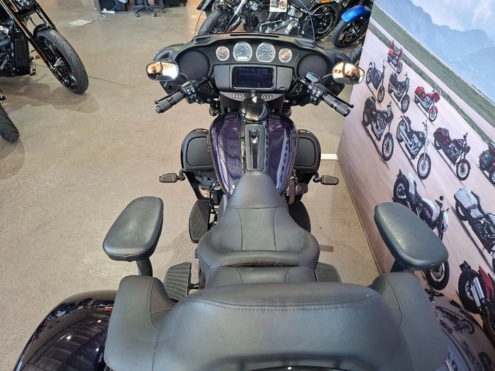 2025 HARLEY-DAVIDSON FLHTCUTG TRI GLIDE U/CLC 114