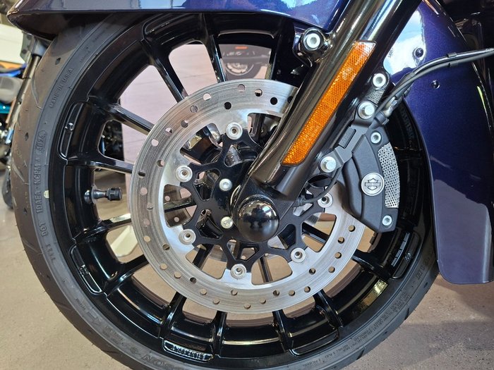 2025 HARLEY-DAVIDSON FLHTCUTG TRI GLIDE U/CLC 114