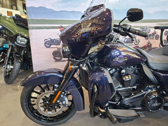 2025 HARLEY-DAVIDSON FLHTCUTG TRI GLIDE U/CLC 114
