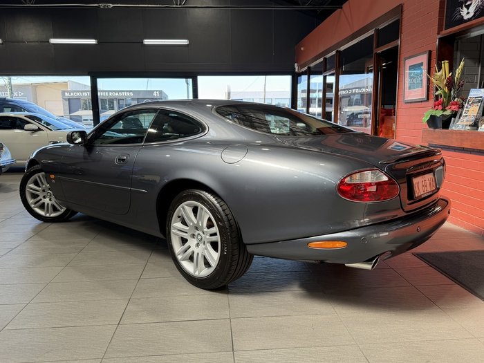 2003 Jaguar XKR