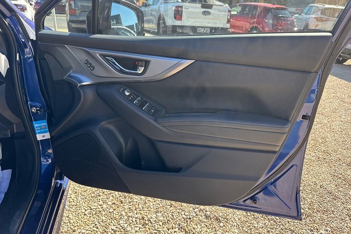 2023 Subaru Impreza 2.0i-S