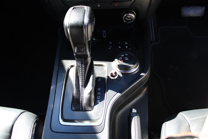 2019 Ford Everest Titanium