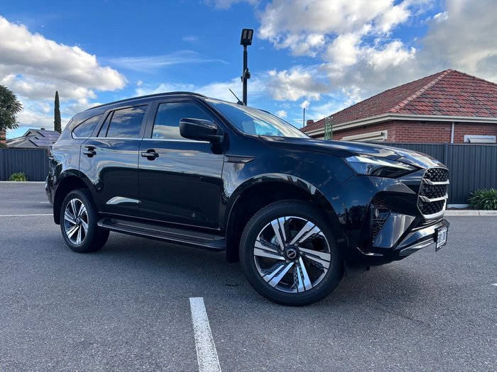 2025 Isuzu MU-X LS-T