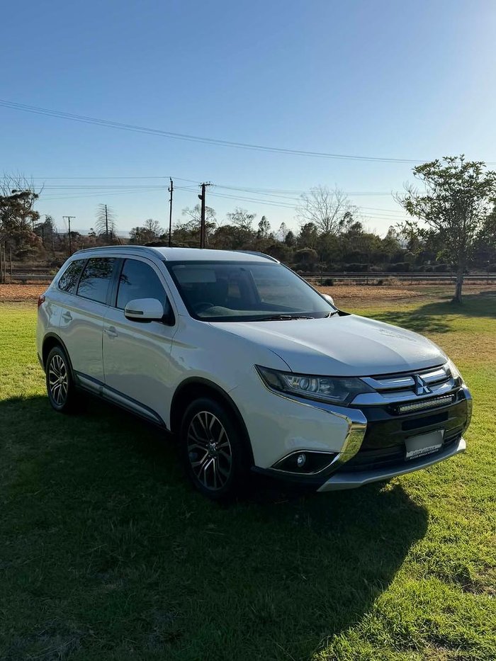 2015 Mitsubishi Outlander LS