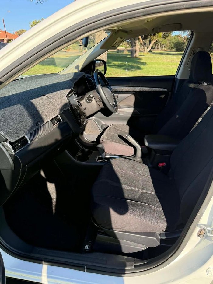 2015 Mitsubishi Outlander LS