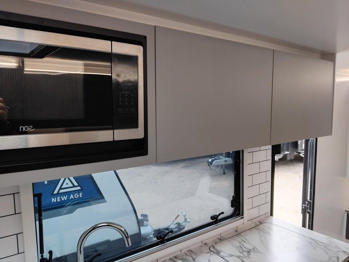 2025 New Age Caravans My26 Road Owl 19Ft Triple Bunk Price Reduced!