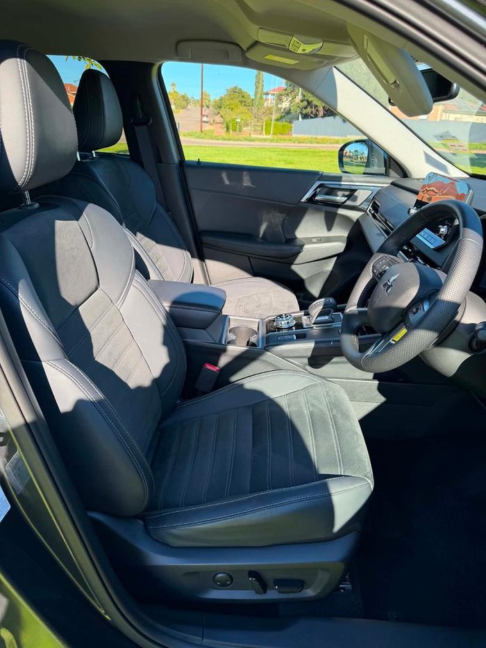 2025 Mitsubishi Outlander PHEV Aspire