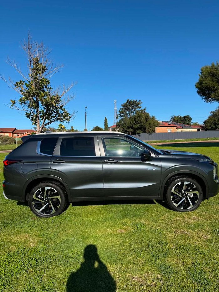 2025 Mitsubishi Outlander PHEV Aspire