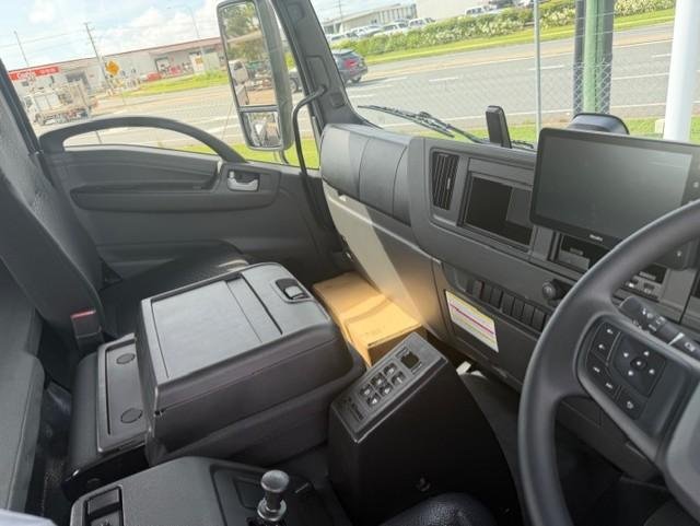 2025 Isuzu F Series FVD 170-300
