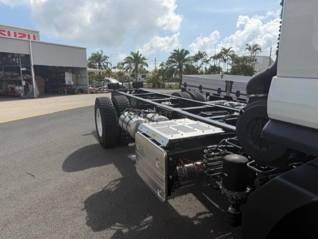 2025 Isuzu F Series FVD 170-300