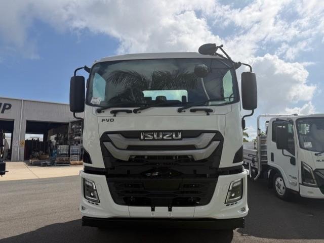2025 Isuzu F Series