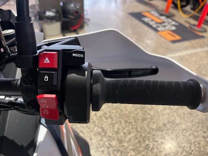 2026 KTM 1390 Super Adventure R Super Adventure Orange