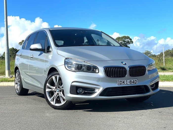 2016 BMW 2 Series 220i Luxury Line